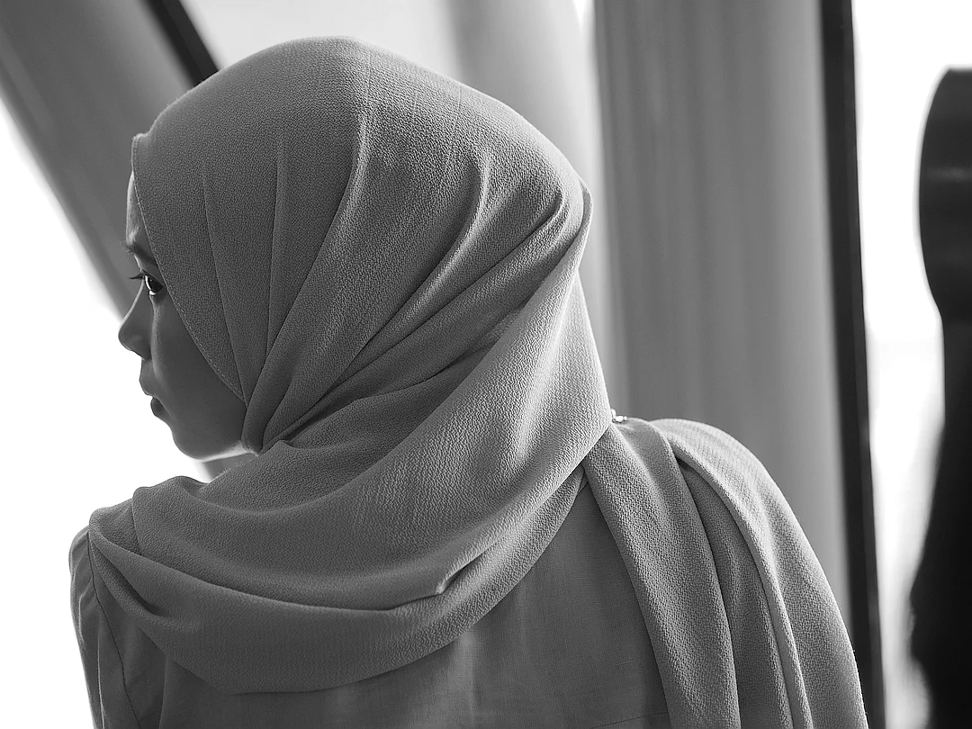 吉隆坡塔上的穆斯林少女.webp 吉隆坡塔上的穆斯林少女.webp